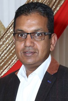 Portrait of Arun Muhunthan
